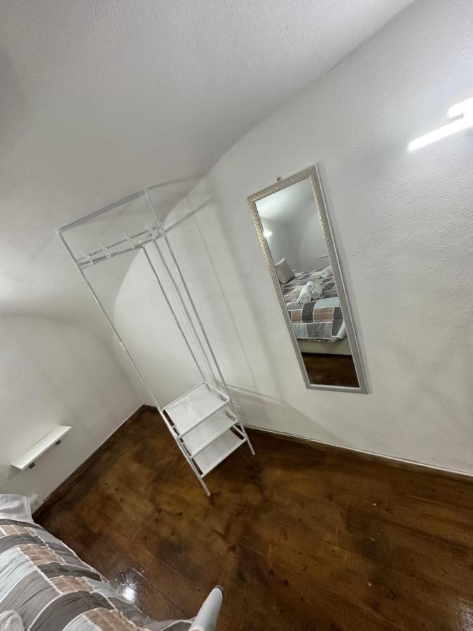 Aurora House Lägenhet Neapel Exteriör bild